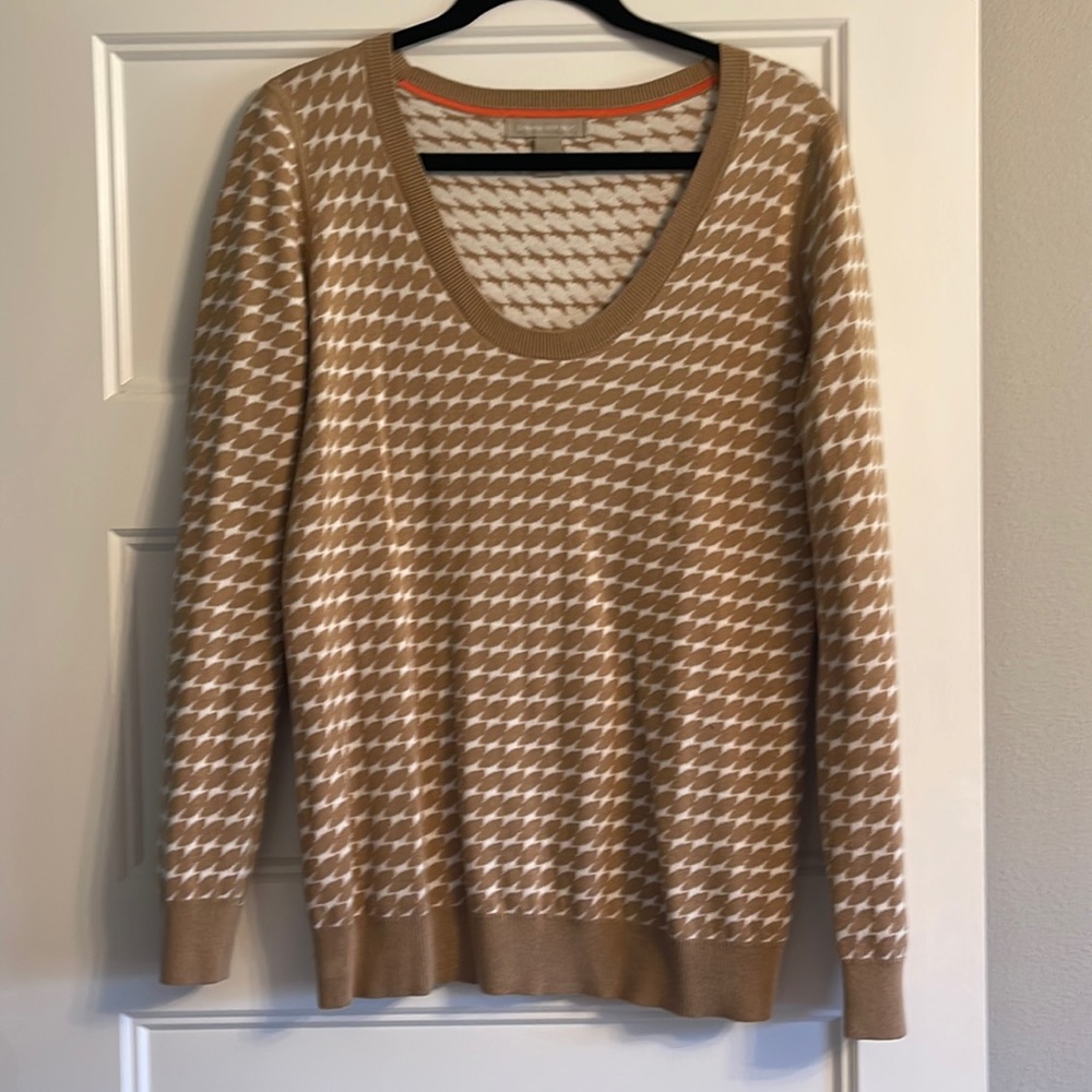 Banana Republic sweater size L